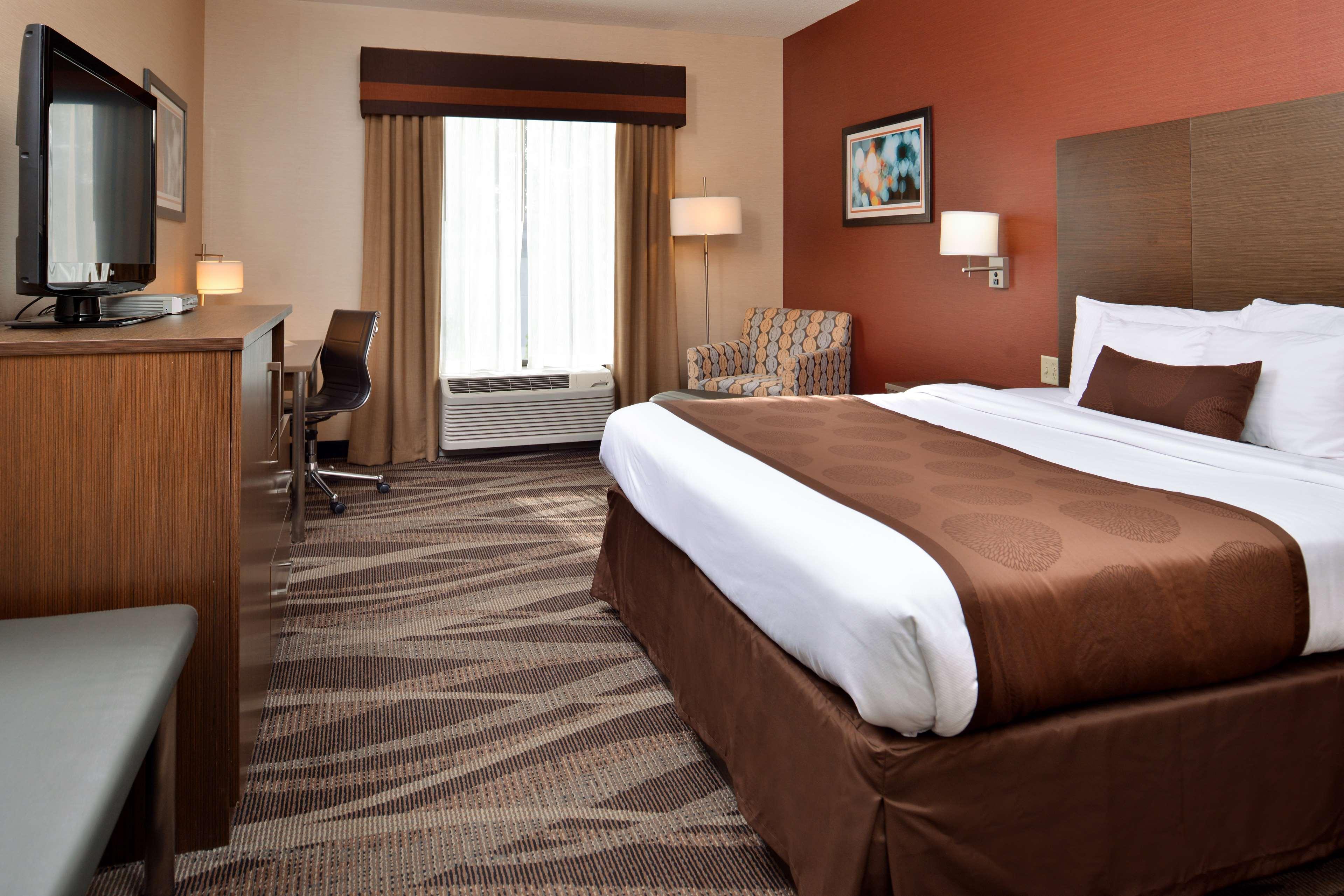 Best Western Plus University Inn Олийн Екстериор снимка